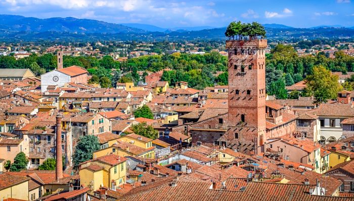 Lucca, una città italiana medievale incantevole