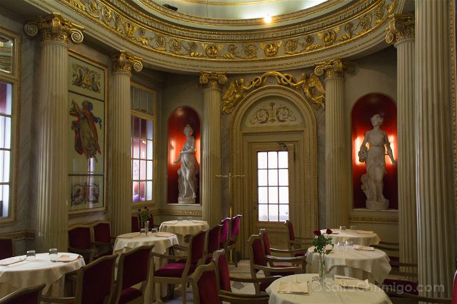 Turin: Cafes with Renaissance history