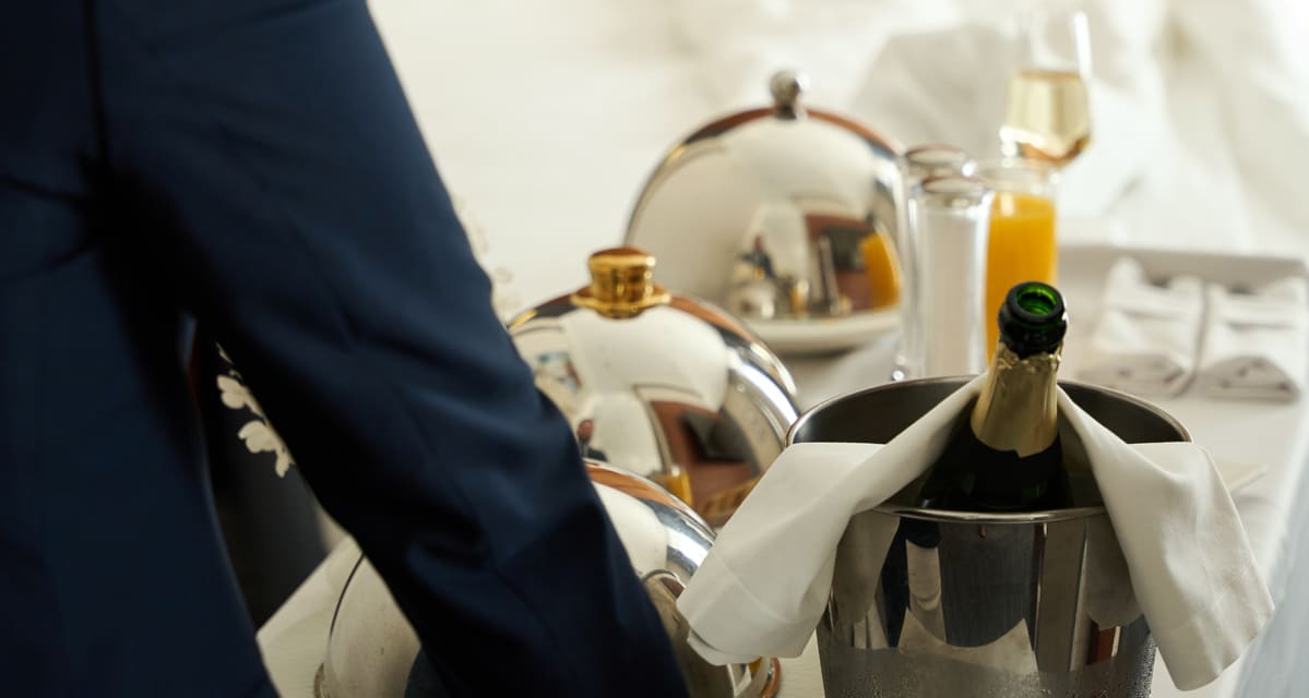 Hielo para hoteles: claves para cubrir habitaciones, bares, buffets y eventos